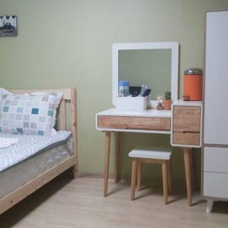 Moda Guesthouse - Hostel Tongyeong Zewnętrze zdjęcie